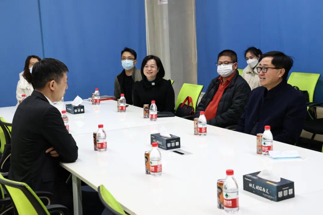 新春暖企！市人大副廳級(jí)干部關(guān)瑞麟等領(lǐng)導(dǎo)一行蒞臨我司新春走訪！